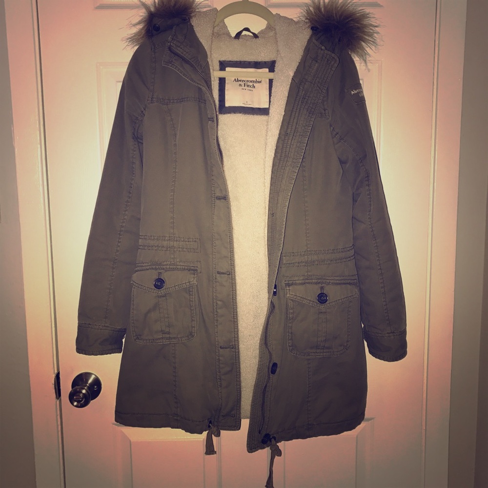 Abercrombie & Fitch Sherpa Lined Parka